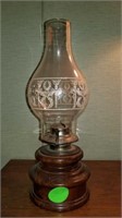 Beautiful Oil Lamp - wreath / torch chimney