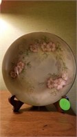 Pink Flower Plate with Wood Stand Nade in China