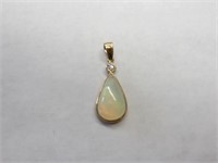 14KT YELLOW GOLD OPAL (3.00CT) AND DIAMOND