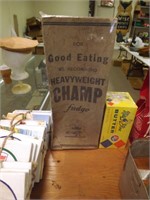 Vintage Heavyweight Candy Bar Box BOXING SPORTS