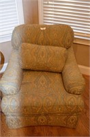 Large multi-pattern comfortable chair (a)