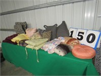 GROUP OF THROW PILLOWS, SEAT CUSHIONS, PET BED