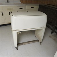 Vintage Kenmore Mangle