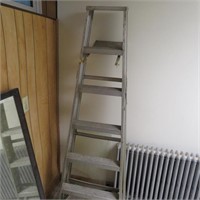 Step Ladder