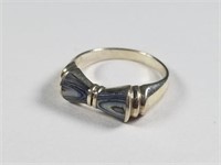 .925 Mother of Pearl Bowtie Ring