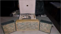 Fold-up record player antique 33 45 78