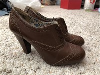 New, American Eagle heels sz 6.5 (rm1)