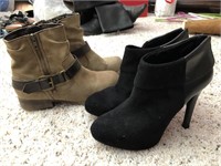 2 pairs mixed style womens boots(rm1)