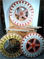 3 anciennes roues de chance type Carnaval