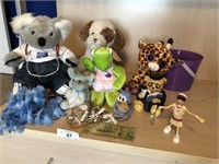 Stuffed animals and childrens décor(r2)