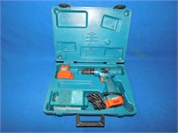 Makita 9.6v cordless drill c/w batteries and