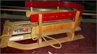 Wooden sleigh excellent condition made in Canada