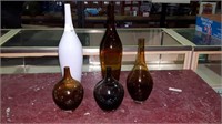 5 Bud vases assorted Heights and colors phases