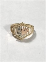 Size 6 14 k TRI Gold Ring