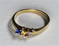 10 kt Three Gemstone Ring