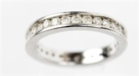 LADIES 14K WHITE GOLD DIAMOND INFINITY BAND