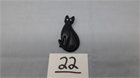 RETRO BLACK CAT PIN