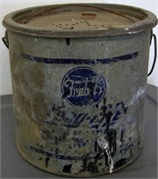 Metal minnow bucket
