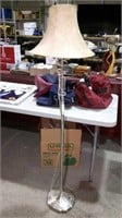 Metal decorative lamp with shade