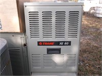 TRANE XE 80 GAS FURNACE / AIR CONDITIONING UNIT