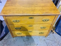 antique 3 drawer dresser- oak on castors
