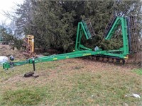 2008 John Deere 200 pull type seed bed finisher