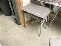 10 Student Desks