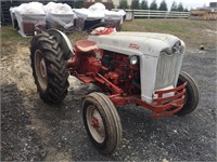1957 Ford 840 Tractor
