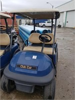 R4030 ELECTRIC GOLF CART. SOLD AS IS + CHARGER