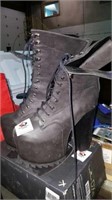 Size 9 funky high sole boots