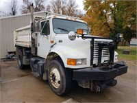2000 IH 4900 Single Axle Dump Truck