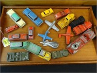 Assorted Tootsietoy diecast cars for restoration