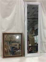 2 Framed Wall Mirrors T15D