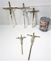 5 croix de communion, en métal