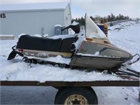 Yamaha XL3 Snowmobile