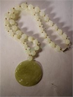 Vtg jadeite jade carved pendant & Necklace by Hobe