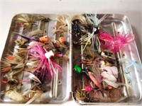 Vintage fly lure case w/ dozens of old Flies