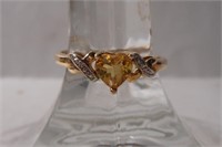 10kt gold citrine and diamond ring