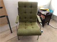 Green / chrome chair