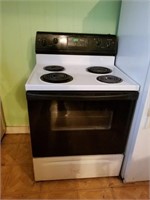 WHIRLPOOL STOVE -- CLEAN