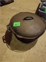 CAST IRON BEAN POT WITH LID
