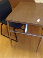 LAMINATE/METAL TABLE WITH CHAIR, 36"Wx24"Dx29.5"H