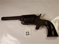 J. Reid Revolver Model 4.  S/N 2323 .32 Cal. (NBR)