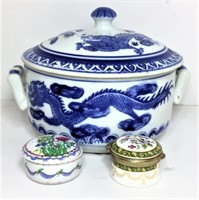 Blue on White Lidded Dragon Bowl with