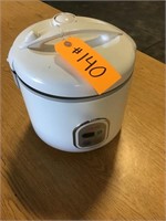 AROMA RICE COOKER/FOOD STEAMER