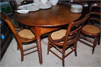 Round Solid Walnut Table With Leaf & Turned Legs 2