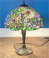 Stunning Jeweled Stained glass lamp(rr)