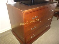 Chest of Drawers & Two Bedside Tables