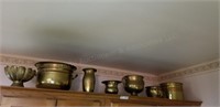 7pcs. Brass bowls, vases, etc.