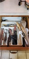 Wooden spoons & Drawer contents